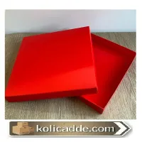 Karton Kapaklı Kırmızı Kutu 20x20x3 cm