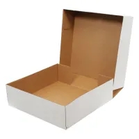 Kilitli Beyaz Karton Kutu 41x32x22 cm.
