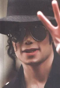 Michael Jackson Küçük Boy