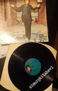 33 LP PLAK VINYL: Zeki Müren - Beklenen Şarkı -