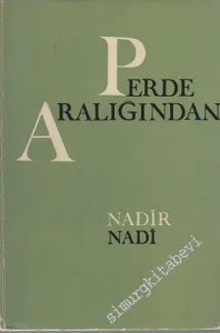 Perde Aralığından -