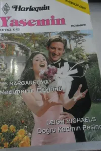 Nedimenin Düğünü / Doğru Kadının Peşinde2000/12