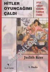 Hitler Oyuncağımı Çaldı -