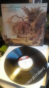 33 LP PLAK VINYL: Mozart - Alan Civil, Royal Philharmonic Orchestra, Rudolf Kempe - The Four Horn Concertos: Concert Rondo -