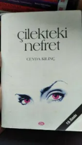 Kültür - Çilekteki Nefret