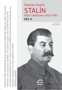 STALİN HİTLERİ BEKLERKEN