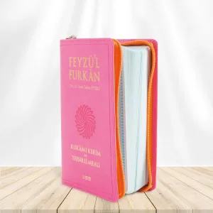 Feyzü'l Furkan Kuran-ı Kerim ve Tefsirli Meali (Cep Boy Fermuarlı) Pembe