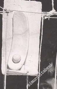 İzlekler Sanat ve Kültür Dergisi - Man Ray  -  Sayı: 1      Mayıs - Ağustos