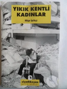 Yıkık Kentli Kadınlar