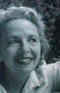 Felsefe Gözlüğüyle Edebiyat -        2003