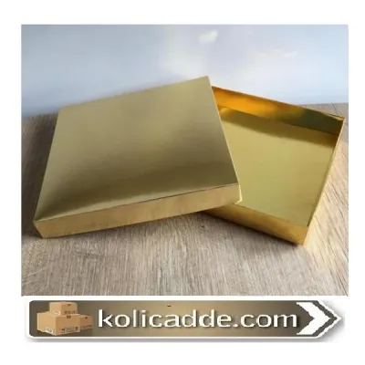 Karton Kapaklı Gold Kutu 20x20x3 cm