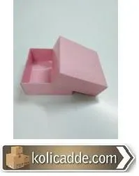 Kapaklı Pembe Karton Kutu 25x25x10 cm