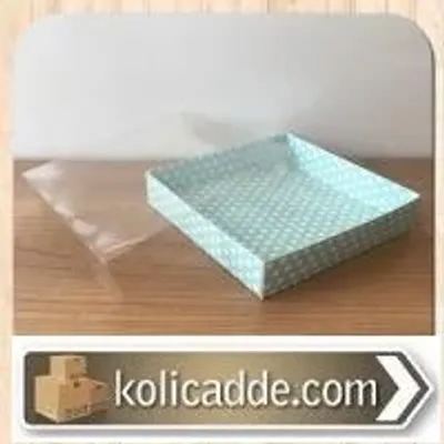Asetat Kapaklı Altı Mavi Zemin Beyaz Puantiyeli Karton kutu 15x15x5 cm