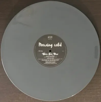 Running Wild – Under Jolly Roger LP Running Wild – Under Jolly Roger LP