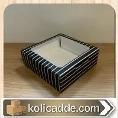 Siyah Beyaz Çizgili Karton Ortası Şeffaf Pencereli Asetat Kutu 15x15x5 cm.