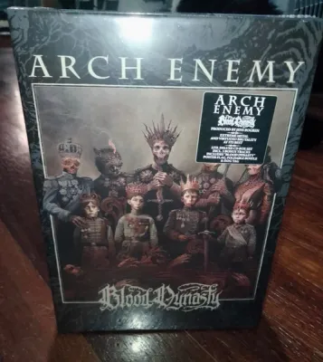 Arch Enemy – Blood Dynasty (Deluxe Boxset) CD