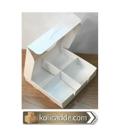 Altı Beyaz 4 Bölmeli Asetat Pencereli Karton Kutu 12x12x3 cm Altı Beyaz 4 Bölmeli Asetat Pencereli Karton Kutu 12x12x3 cm