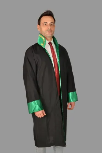 Hakim cübbesi