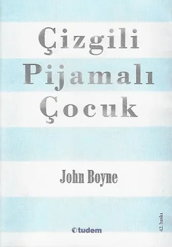 Çizgili Pijamalı Çocuk