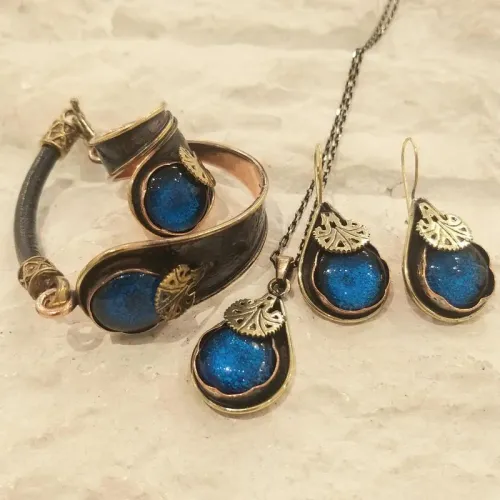 Karanfilli 4'lü Set 1 Karanfilli 4'lü Set 1