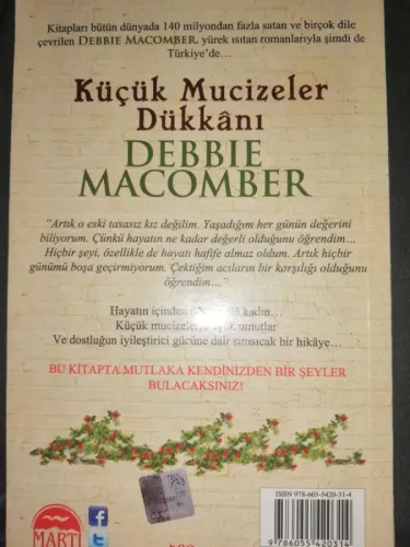 Küçük Mucizeler Dükkanı Debbie Macomber Martı Yayınevi %50 indirimli