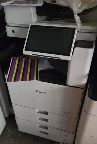 Canon C3725i Renkli ofis ve kırtasiyeler için ideal. Renkli fotokopi yazıcı tarayıcı özellikli Wifi var