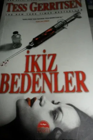 İkiz Bedenler