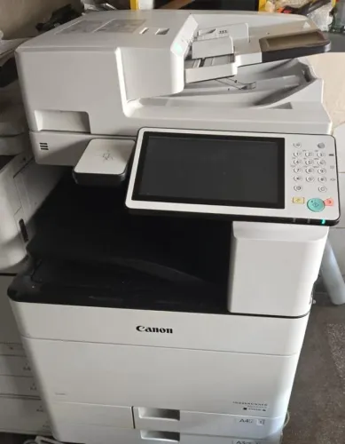 Canon C5550i Renkli A3 A4 A5 ve 32x45 cm Zarf Etiket 120 135 160 200 250 Gramajlı Baskılar İçin İdealdir. Banner ve  300 grama baskı sunar