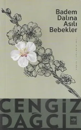 Badem Dalına Asılı Bebekler