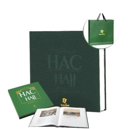 Kutsal Yolculuk Hac / Hajj The Holy Journey; Kartpostallarla Hac Yolu / The Hajj Route Through Postcards