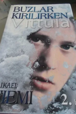 Buzlar Kırılarken Vittula