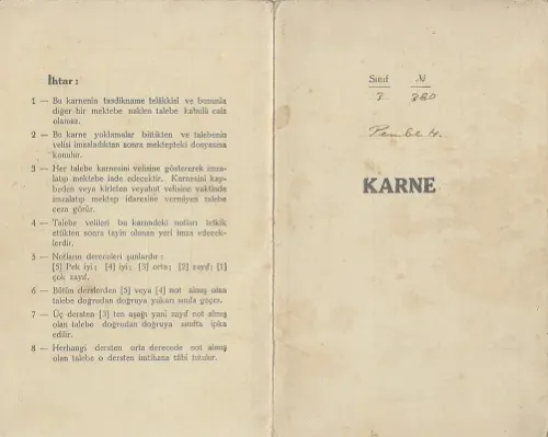 1932-1933 Yılı İzmir Kız Öğretmen Lisesi Öğrenci Karnesi