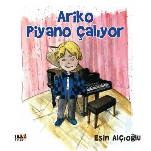 Ariko Piyano Çalıyor