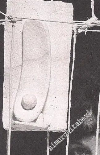 İzlekler Sanat ve Kültür Dergisi - Man Ray  -  Sayı: 1      Mayıs - Ağustos