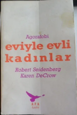 Eviyle Evli Kadınlar