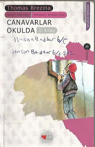 Canavarlar Okulda / Sevimli Canavarlar 2