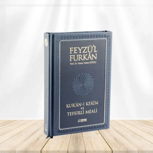 Feyzü'l Furkan Kur'ân-ı Kerîm ve Tefsirli Meali (Orta Boy - Mushaf ve Meal) [Mıklepli Ciltli] - Lacivert