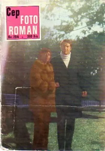 Cep Foto Roman 294 / Esmer Kız