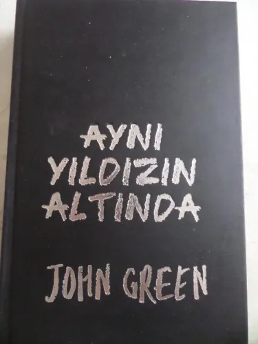 Aynı Yıldızın Altında John Green