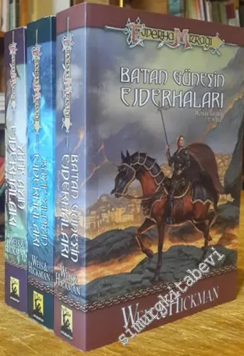 Erderha Mısrağı - Ruhlar Savaşı Üçlemesi Batan Güneşin Ejderhaları / Kayıp Yıldızın Ejderhaları / Yitik Ayın Ejderhaları - 3 CİLT - TAKIM -