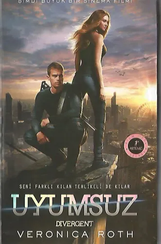 Uyumsuz (Ciltli) Şimdi Büyük Bir Sinema Filmi / Film Özel Baskısı