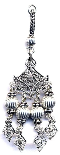Silver Tassel Fancy